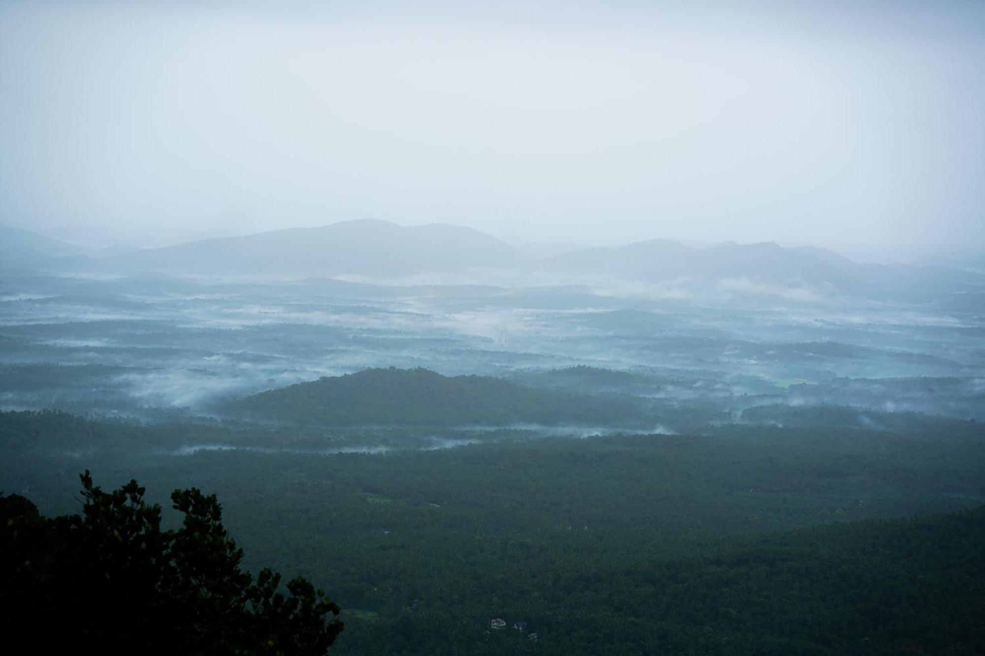 Mount Stratus Resort Vayalada Balussery Ngoại thất bức ảnh
