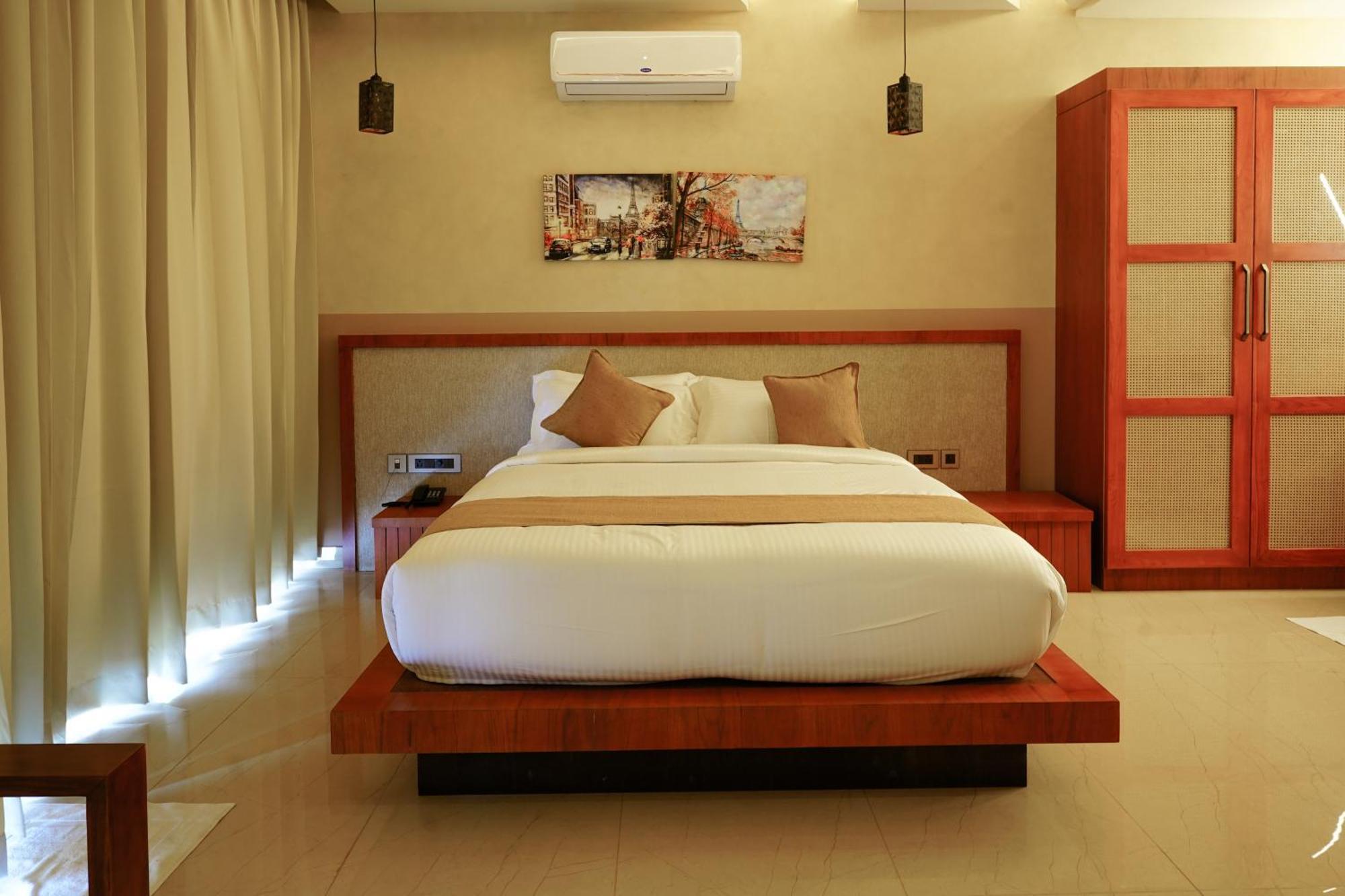 Mount Stratus Resort Vayalada Balussery Ngoại thất bức ảnh